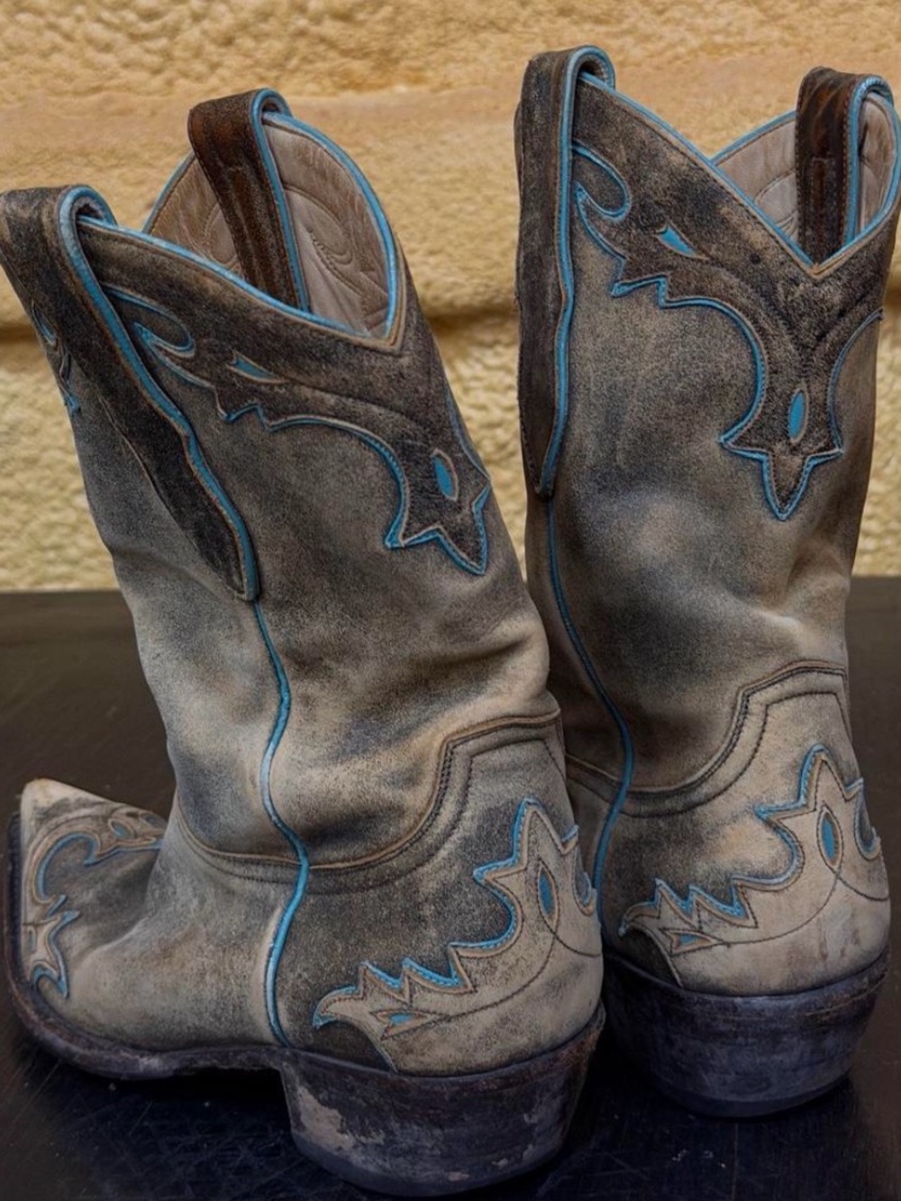 Old Gringo Tan Leather Western Boots with Teal Trim ✨COLLECTOR✨ - Picture 4 of 6